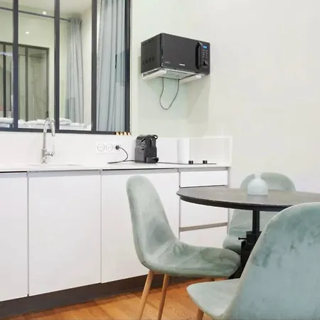 T2 With Wifi Near Montmartre Apartment